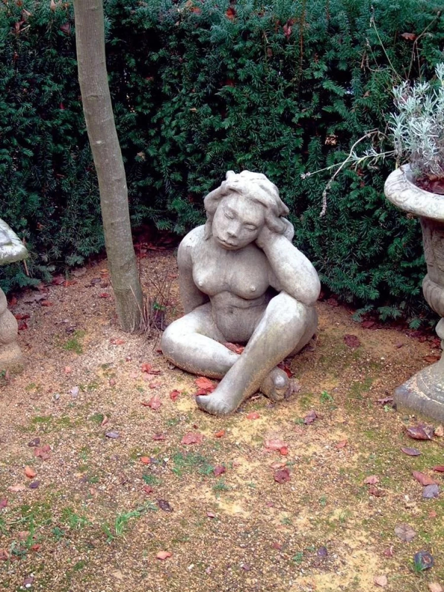 "STATUES & SCULPTURES Mother Goddess Stone Statue for Garden Outdoor Decor"