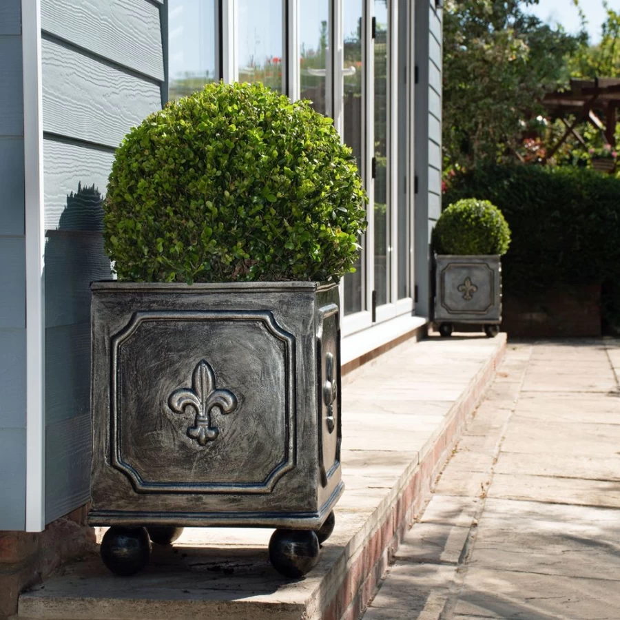 "Fleur-De-Lis Metal Garden Planter - Elegant Outdoor Flower Pot by STATUES & SCULPTURES"